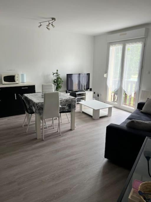 Flat Apartman Cransac Kültér fotó